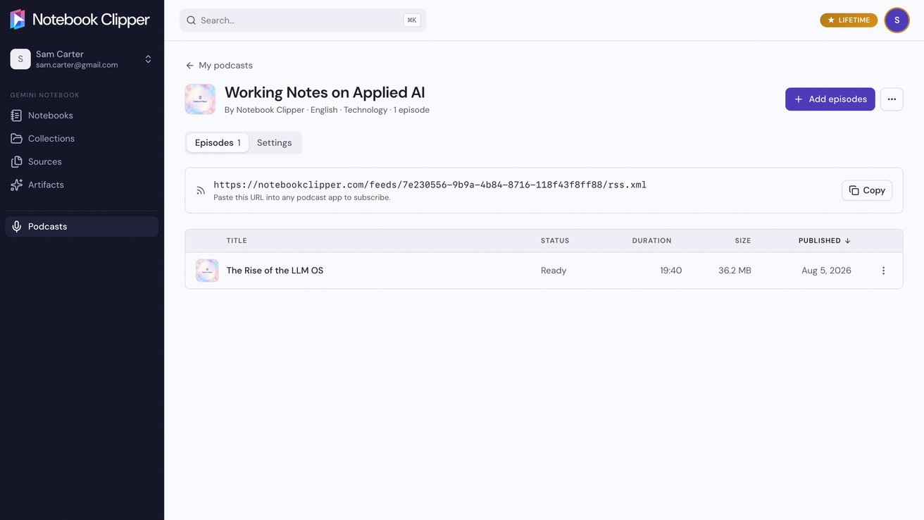 Abre la app en Podcasts y luego abre un podcast